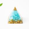 Figurka pyramidy z křišťálové pryskyřice s přírodními krystaly ve tvaru kapky vody pro darování a domácí dekoraci