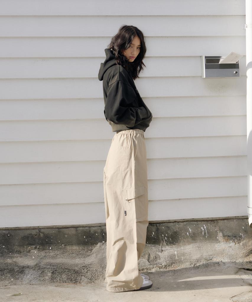 Low Bleached Crop Hoodie [Black]
