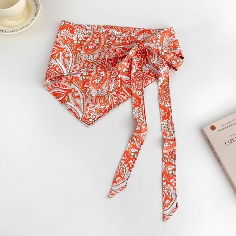 Triangular Scarf with Vintage Ethnic Print Cashew Flower Design for Women Adds Unique Fashion Flair