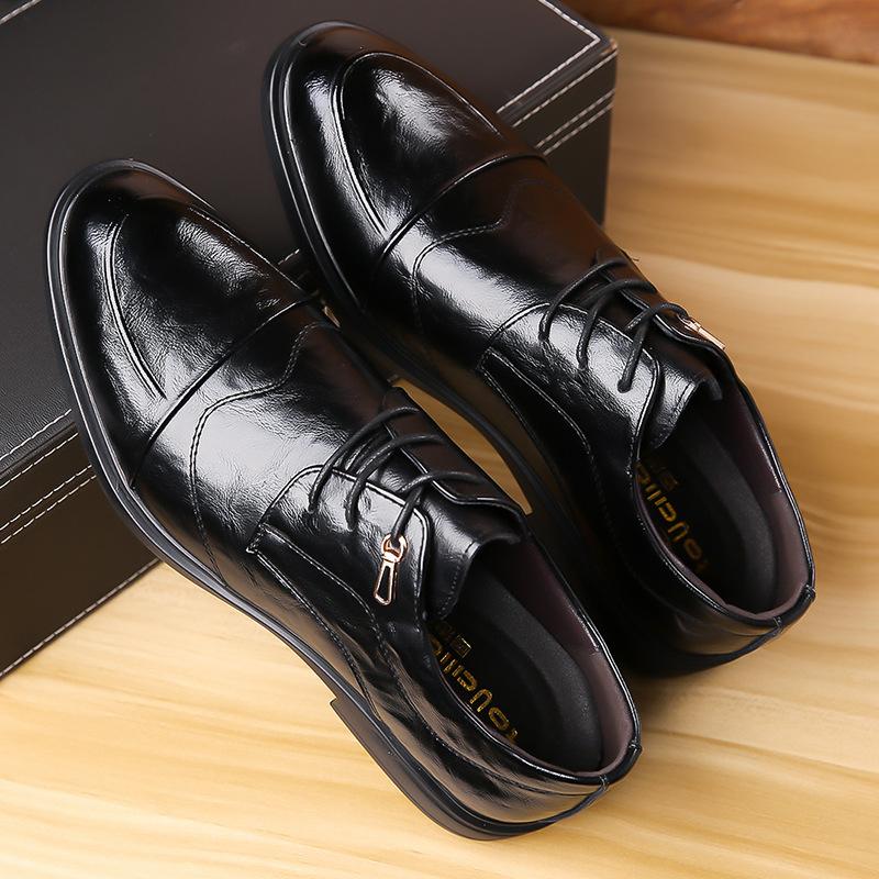 

Кожаная мужская обувь мужская кожаная обувь мужская кожаная деловая британская модельная обувь осенняя одинарная обувь повседневная обувь дерби 38