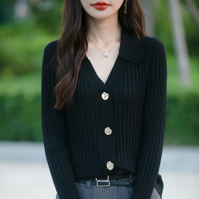 Leichte Strickjacke für Damen aus 50 % Wolle und 50 % Maulbeerseide – vielseitige Strickware für 4 Jahreszeiten für ganzjährigen Komfort und Stil