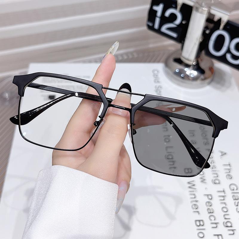 Half Frame Color-Changing Anti-Blue Glasses With The Same Polarized Sunglasses Men'S High Definition Eye Protection Flat Glasses Women