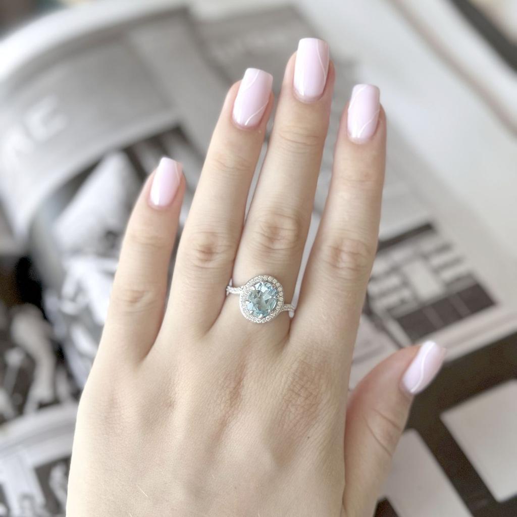 Silver Ring with Natural Topaz 3.643ct, Product Weight 3.83 G (2165910)