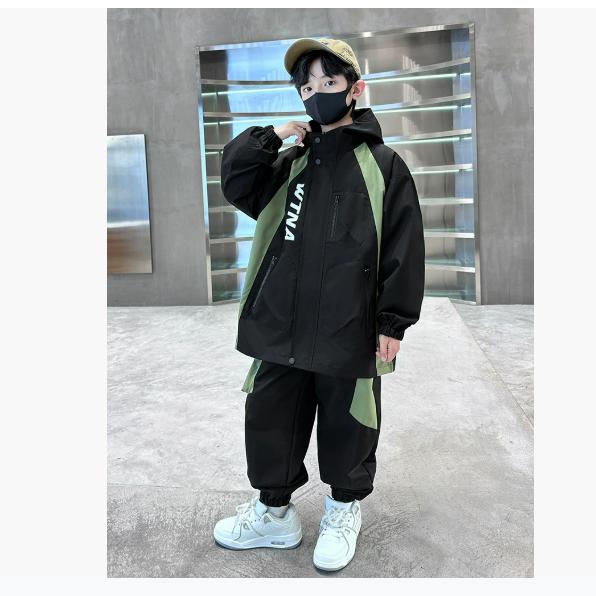Boys' Spring and Autumn Suits, Children's Spring Hooded Jackets, Big Children's Cool and Handsome Two-piece Suits, Trendy and Cool