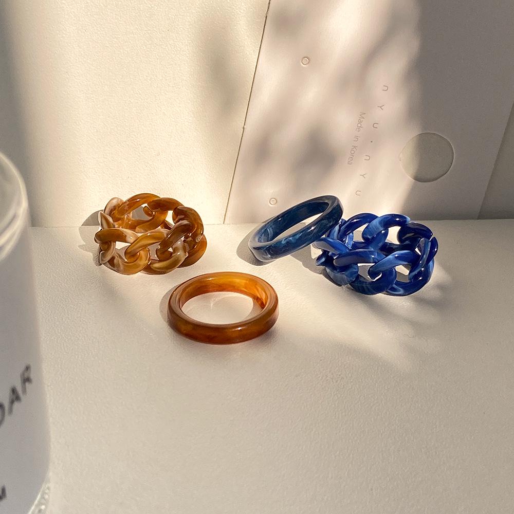 Jelly Color Chain Ring: Trendy Acrylic Resin Design
