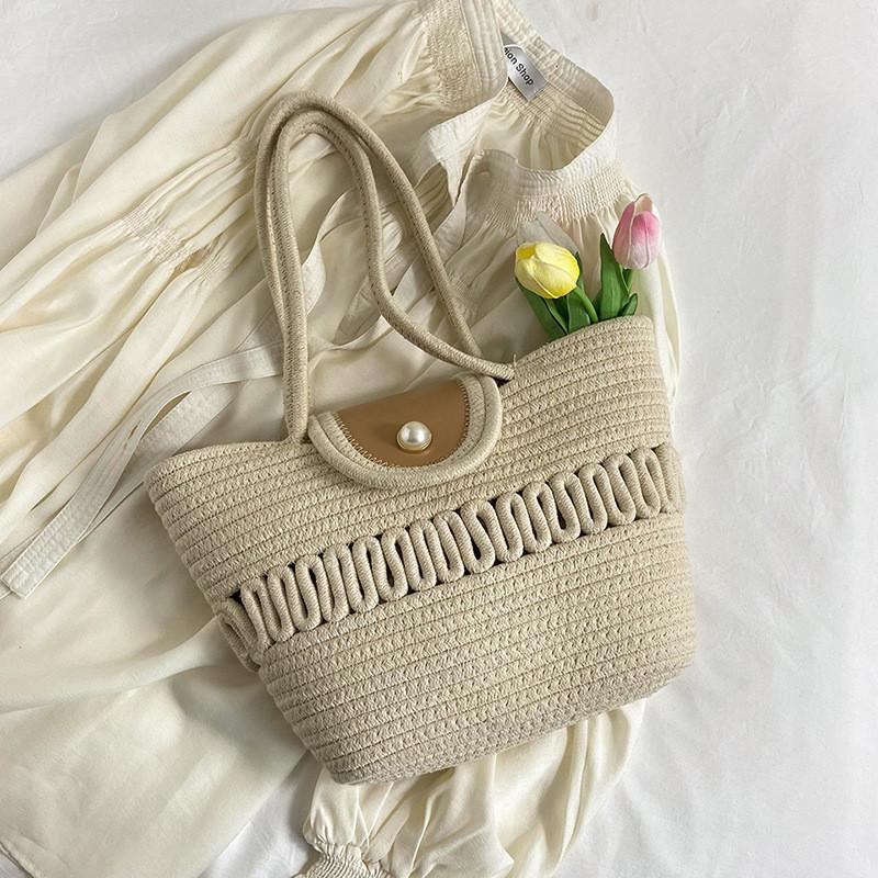 Elegant Vintage Woven Tote Bag Large Capacity Fashion Shoulder Bag For Women