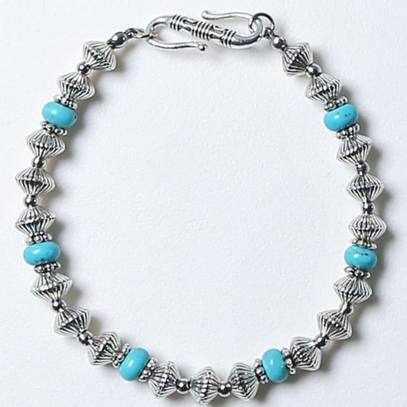 KND Navajo Turquoise Beads Bracelet