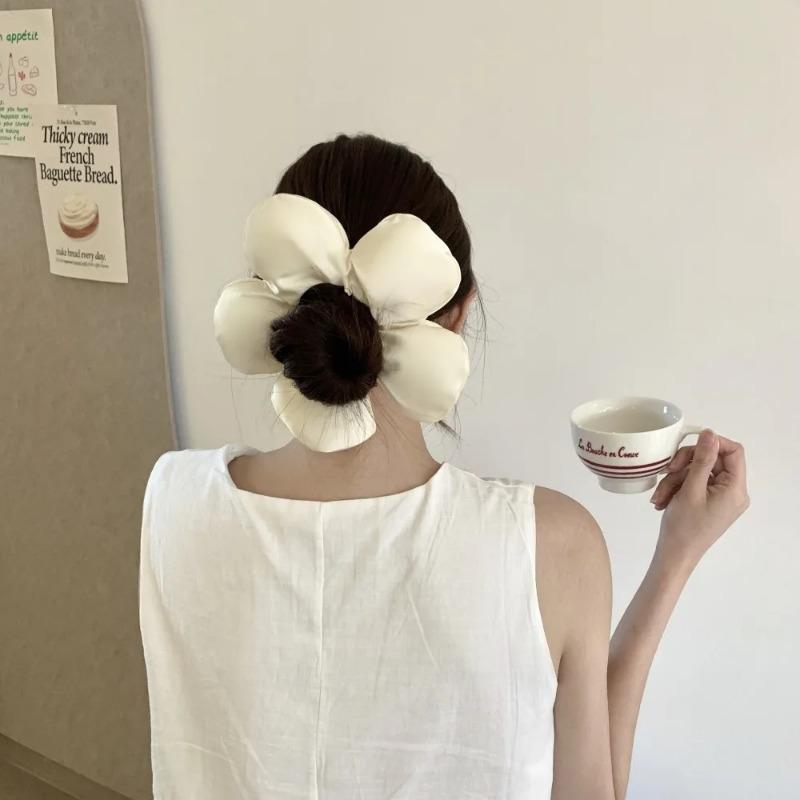 Soft Pillow Elastic Hair Band Scrunchie for Women Luxury Design Big Flower Filled Cotton Solid Satin Ponytail Ties Accessories