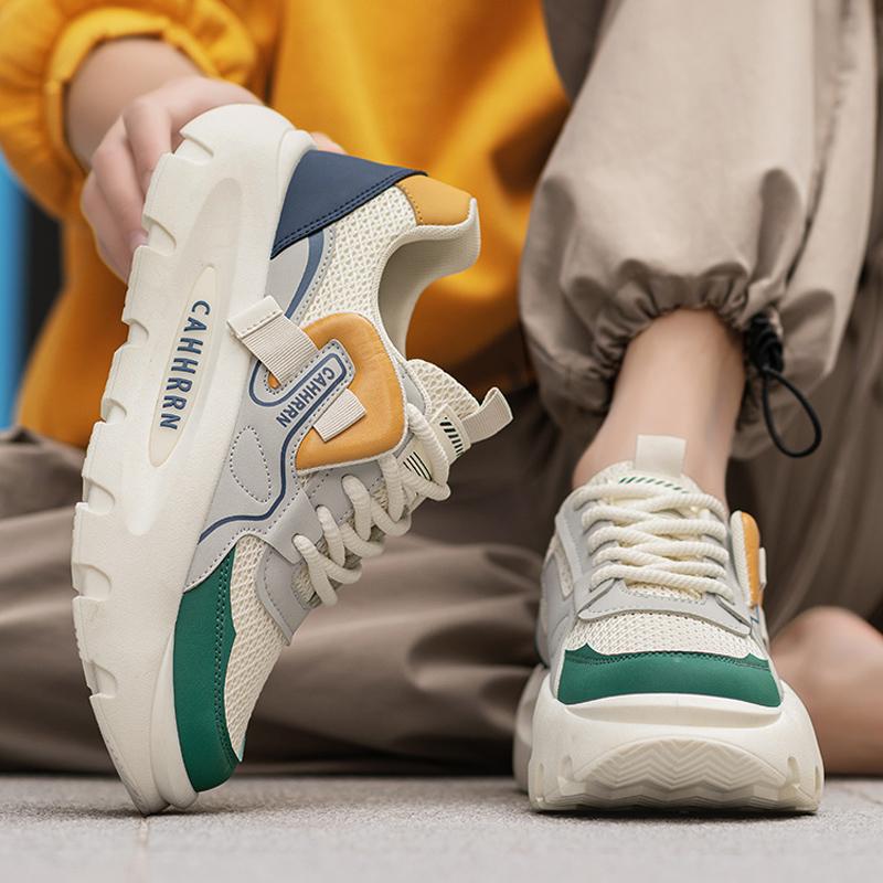 Mode CYYTL Sommer-Sneaker Atmungsaktiv Lässige Herrenschuhe Laufen Outdoor Wandern Sport Mode Tennis Luxus Plateau Designer Slipper