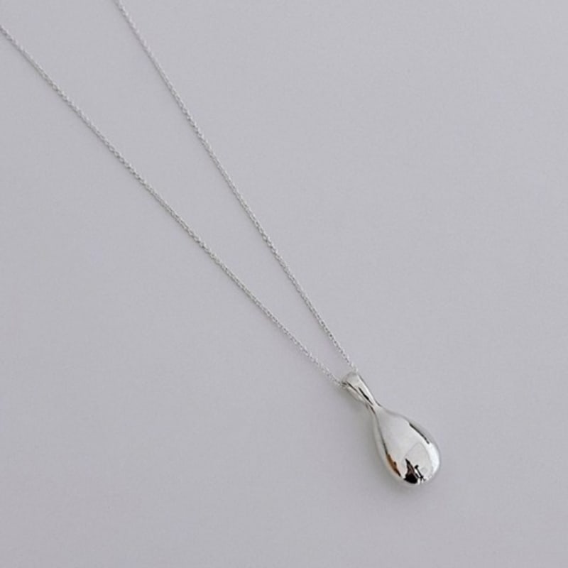 Momen Momen WATER DROP LONG NECKLACE-002