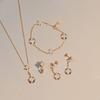 2025 Luxurious White Mother-of-Pearl Flower Necklace & Earrings Set for Women