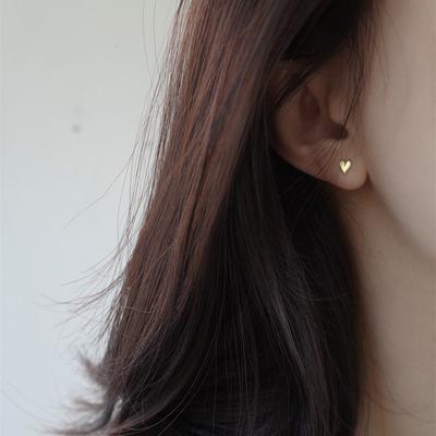S925 Sterling Silver Exquisite Mini Love Heart Stud Earrings Cake Edge Simple Temperamental All-Match Earrings for Women