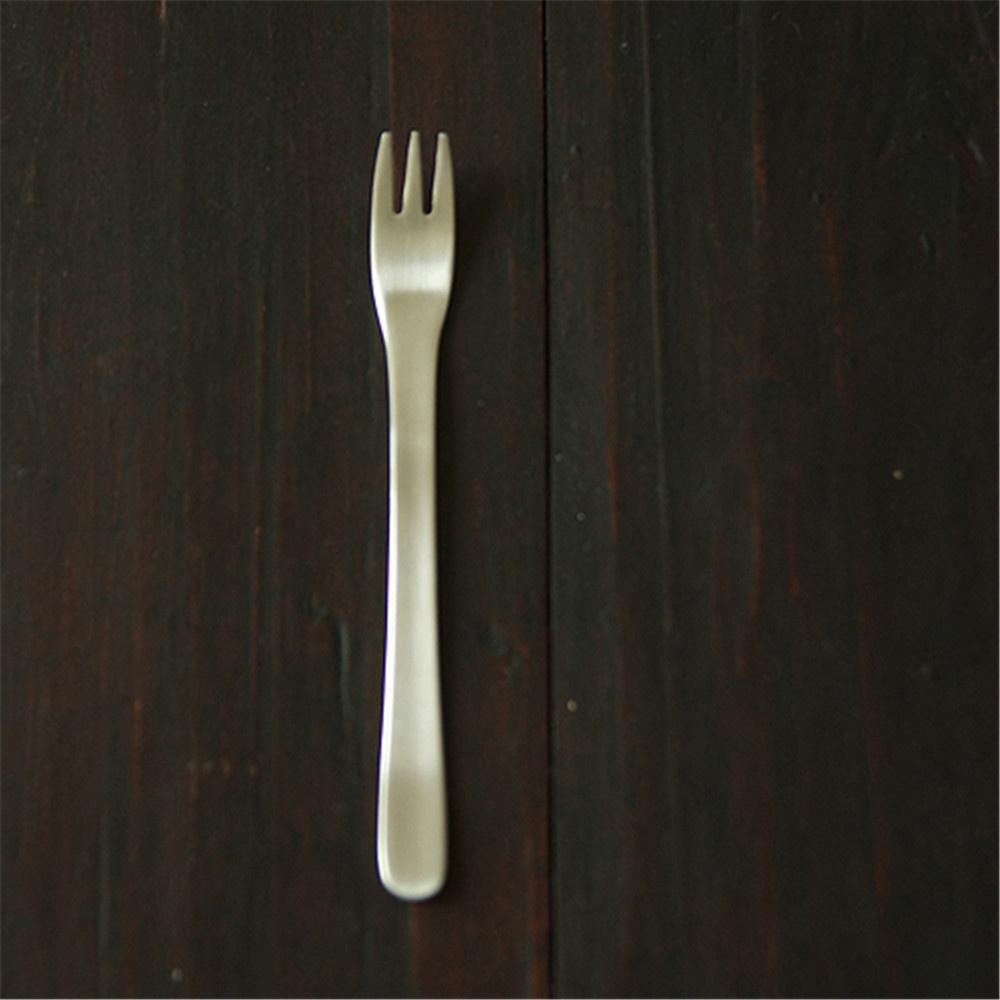 

Японская посуда 304 нержавеющая сталь матовый металл десертный нож вилка ложка чайный набор столовых приборов кухонные принадлежности