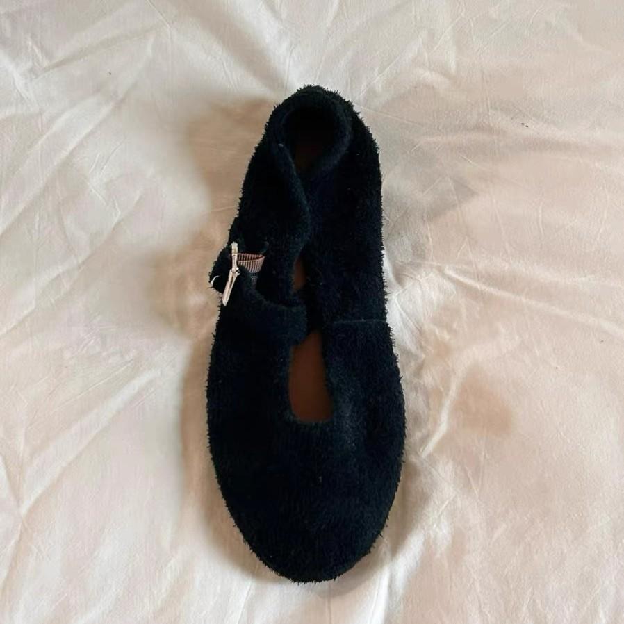 New Niche Design Round Head Soft Surface Pulling Feeling One-word Buckle with Flat Bottom Mary Jane Single Shoes