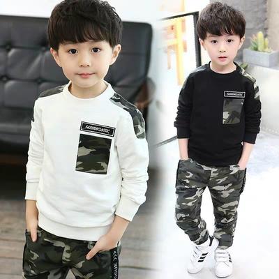 Herbstoutfit für Jungen Neue Camouflage-Kleidung Kinder-Sport Herbststil Mittlere Größe Kindermode Koreanische Version