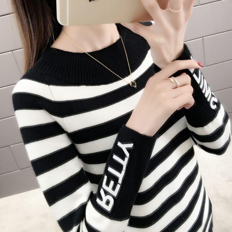 Striped Round Neck Women's Knitted Sweater - Slim Fit, Long Sleeve, Color Block Base Layer for Spring, Autumn, and Winter. Trendy Korean Style Top.