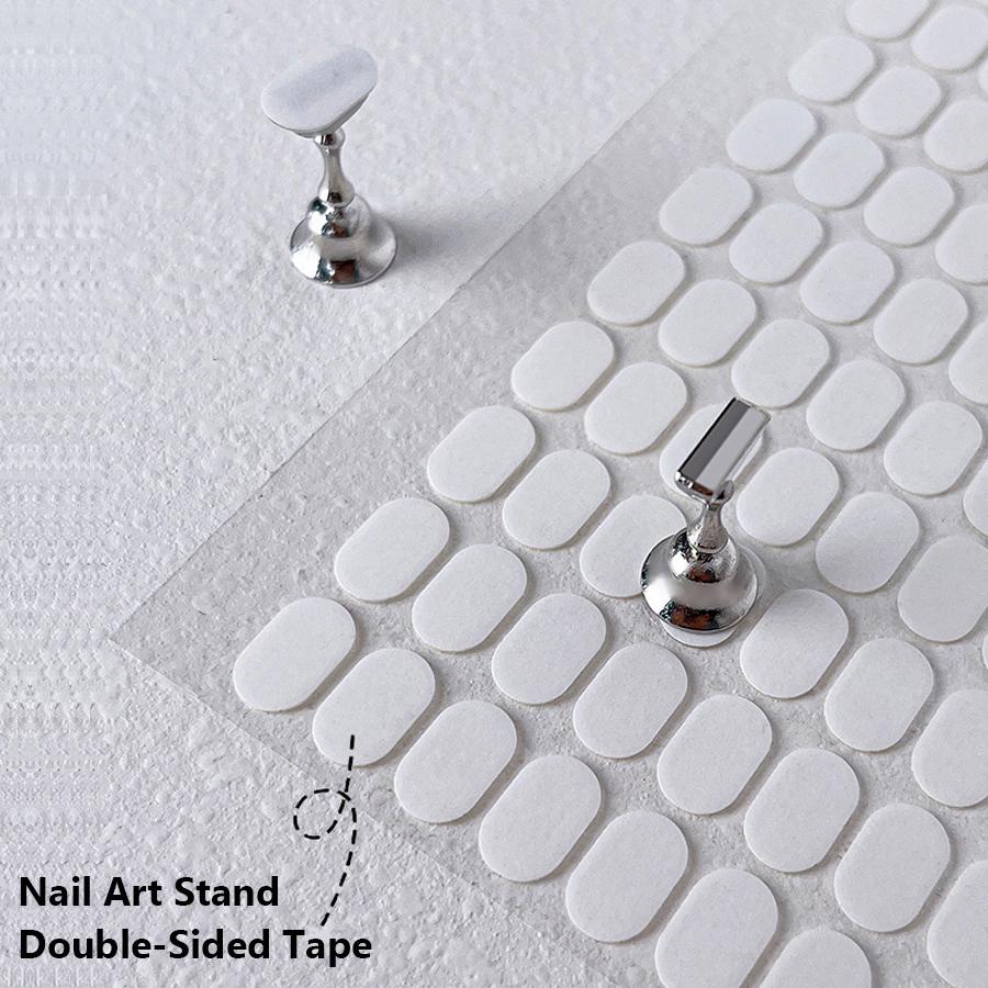 100Pcs Double-Sided Tape for Nail Art Stands Practice Base Fixing, No-Trace Jelly Tape for Wearable Press-On Nails and Display Cards