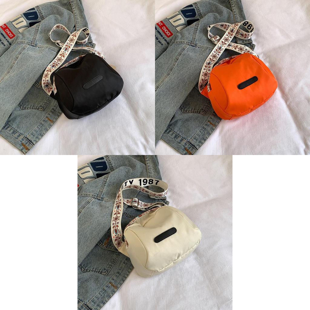 New Simple Casual Single Shoulder Unique Fashion Shell Bag Lightweight Artistic Large Capacity Crossbody Bag