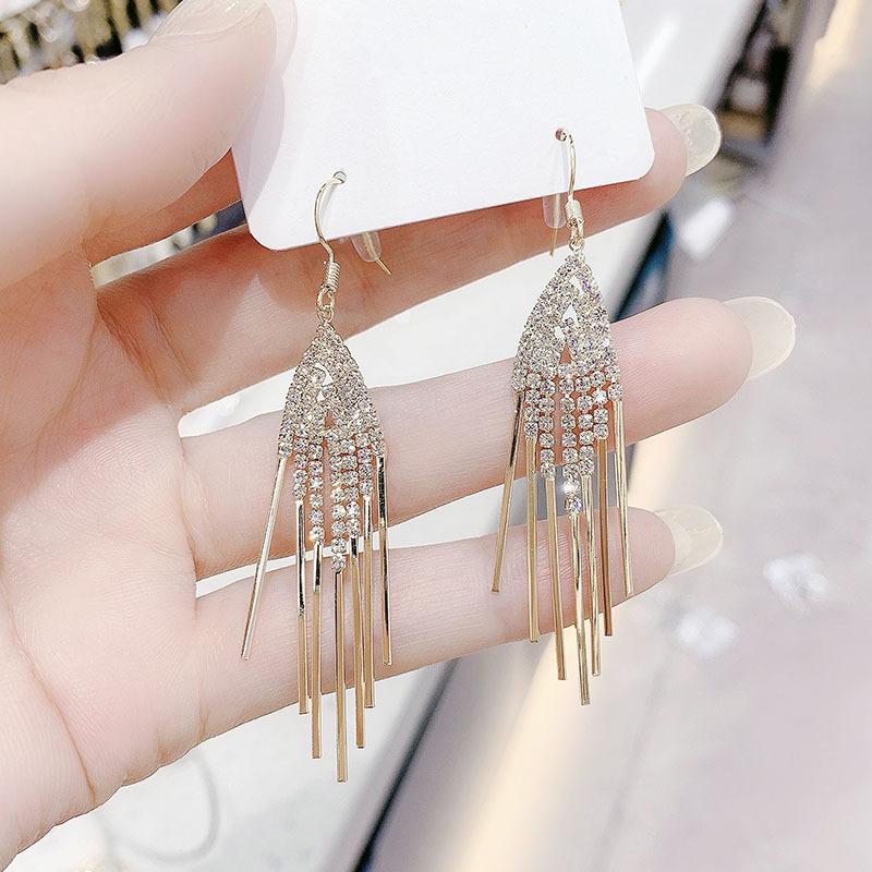 Versatile Tassel Earrings with Fashionable Temperament, Women's New Trendy and Personalized Earrings, Versatile Internet Celebrity Earrings, Ear Hooks