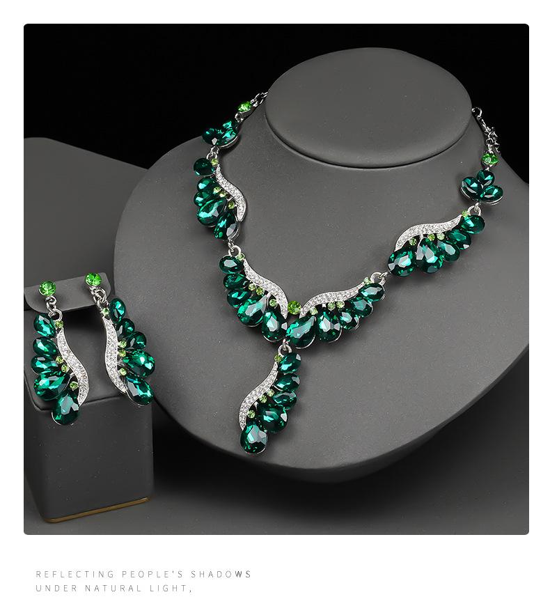 Luxury European & American Teardrop Gemstone Jewelry Set: Necklace and Earrings for Evening Banquets