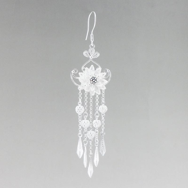 

Yinxiu Qiancheng Handmade 999 Sterling Silver Lotus Hanfu Dangle Earrings Pair (16.5±1g)