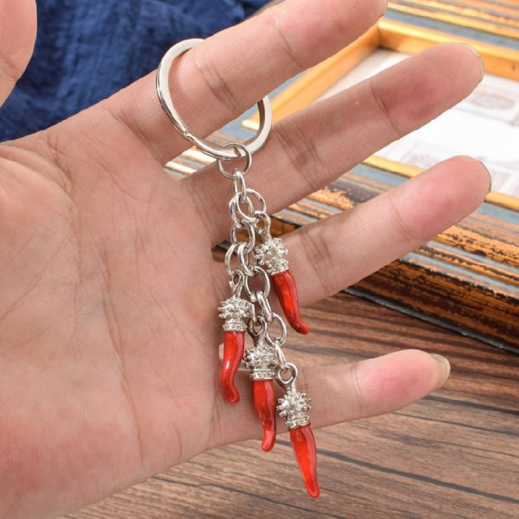 Živý klíčenka s rohem chilli Zábavná dekorace na tašku Odolný klíčenka ze slitinového materiálu
