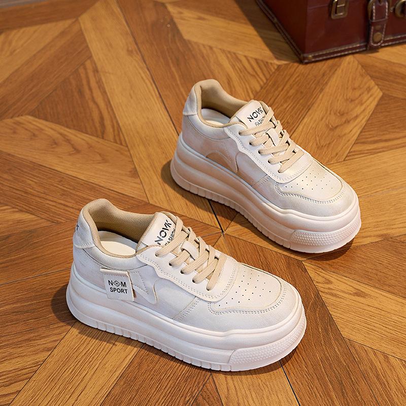 

2025 весна новые кожаные маленькие белые туфли женские плоские корейская версия универсальные повседневные туфли популярные удобные студенческие женские туфли 40 абрикосовый