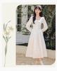 Elegantes französisches Retro-Hemdblusenkleid mit Puppenkragen - Damen, Langarm, Tailliert, Knielang