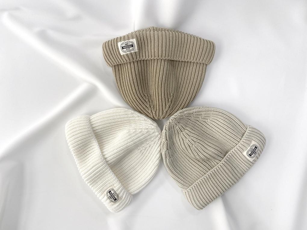 Women's Men's Spring Label Watch Beanie Fall Winter Plain Hat