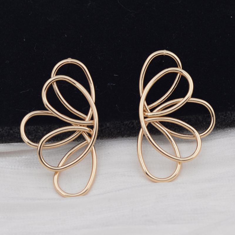 Abstract Hollow Butterfly Drop Earrings for Women Golden Metal Wings Flowers Shape Dangle Earrings Trendy Temperament Jewelry