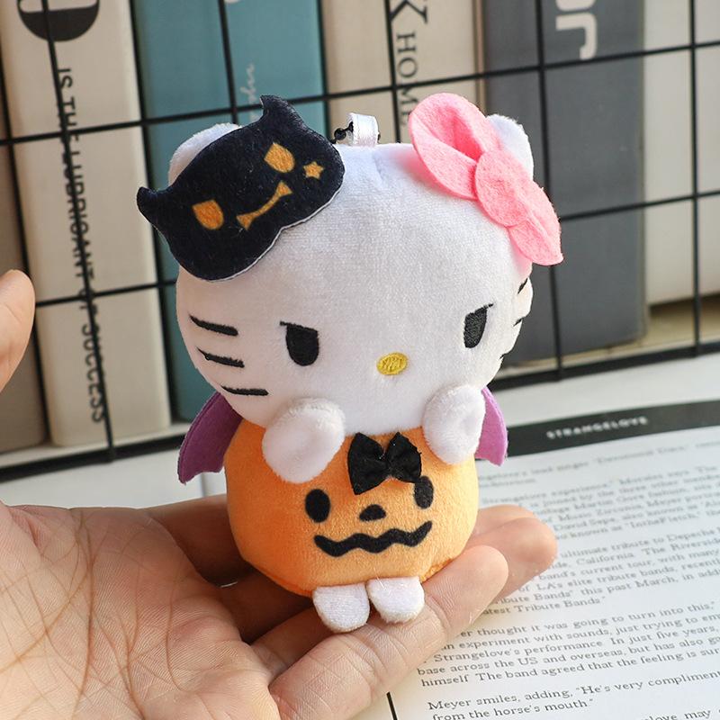 Bambola di Hello Kitty per Halloween Cinnamoroll Kuromi Kawaii Peluche Fantasma Ciondolo Portachiavi Accessori per Borsa Regali di Compleanno Giocattoli di Halloween