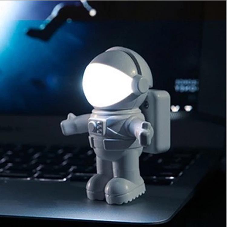 

Astronaut LED USB Night Light – Creative Desk Lamp 0.5