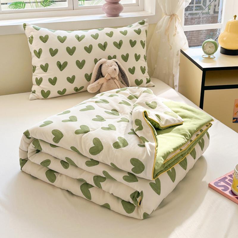 Dog Tulip Bear Rabbit Strawberry Fruit Pattern Printed Air Conditioner Quilt