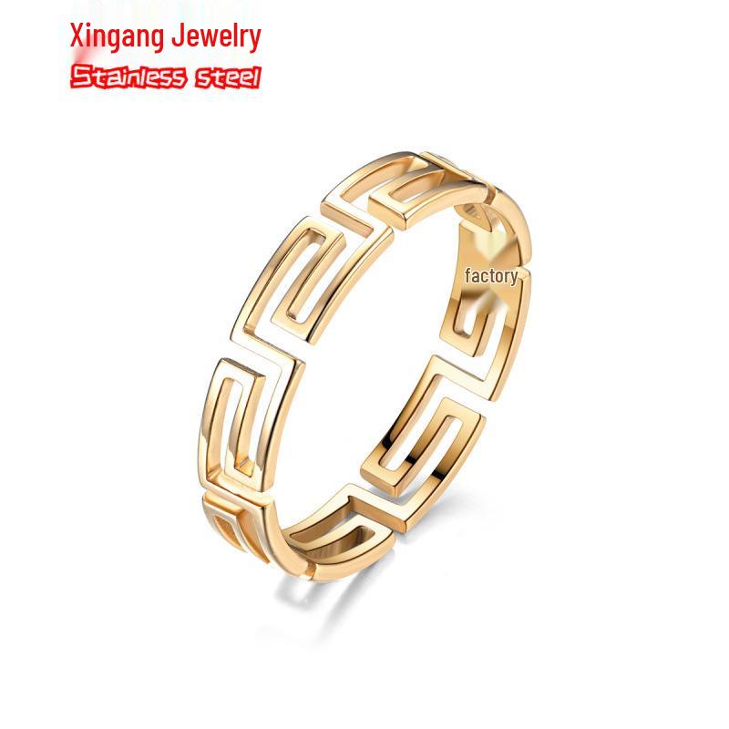 Minimalist Titanium Great Wall Pattern Women's Ring - Non-Fading, Luxury Stainless Steel Band