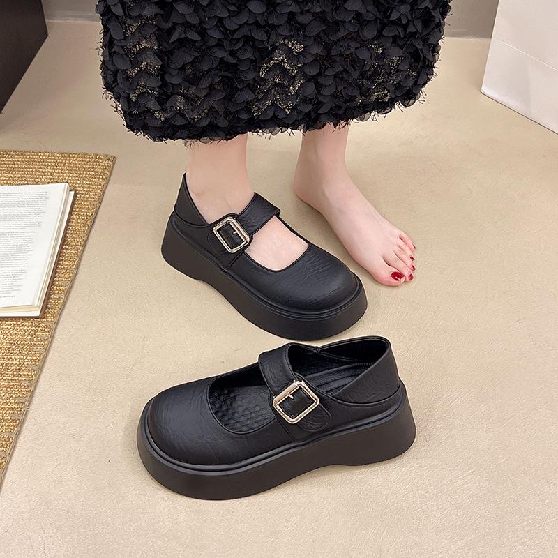 British style retro round head shallow mouth one-word single shoes spring new fashion increase height show long legs Mary Jane small leather shoes