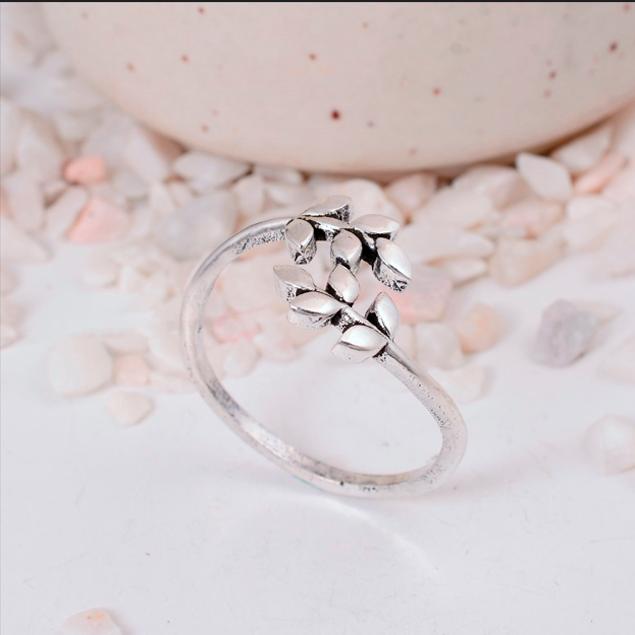 Adjustable Silver Leaf Ring | Dainty Botanical Wrap Brass Jewelry | Nature Inspired Gift for Her