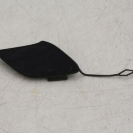 

Крышка буксировочного крюка переднего бампера Mercedes-Benz B-Class W246 - Декоративный аксессуар