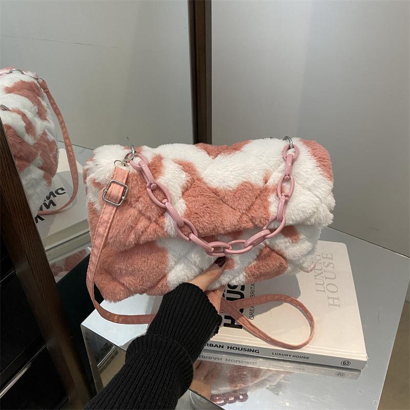Soft Plush Faux Fur Underarm Bag for Women Trendy Single Shoulder Crossbody Purse Fashionable Daily Handheld Clutch