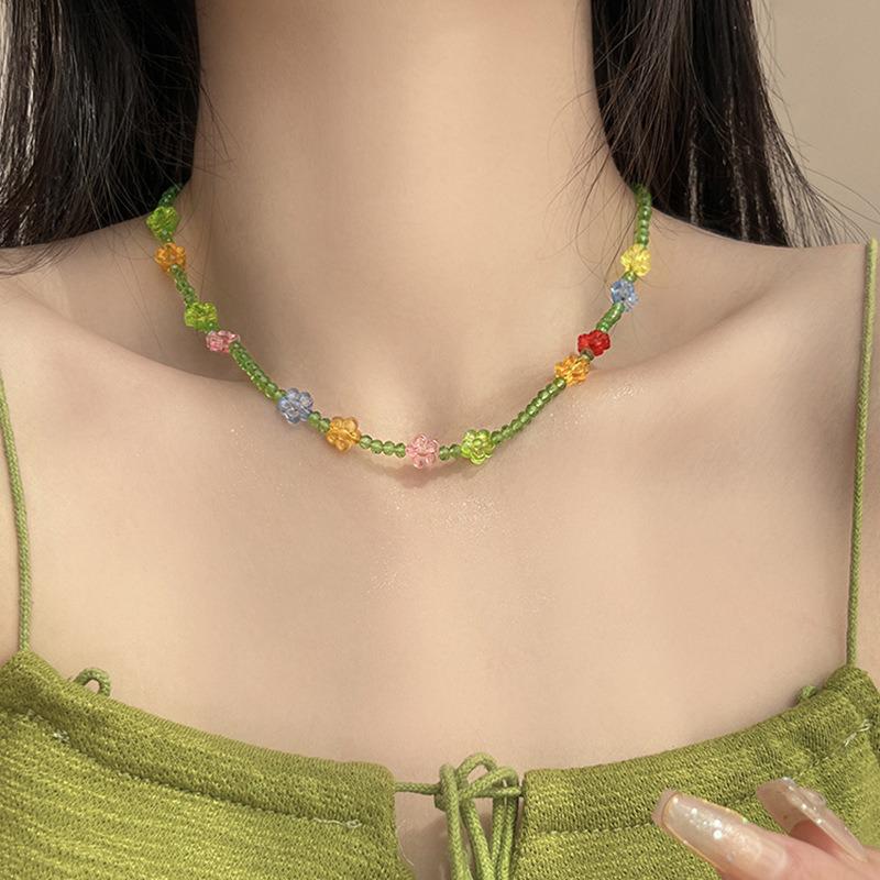 2024 Niche Design Dopamine Color Pearl Choker for Women - Summer Clavicle Chain