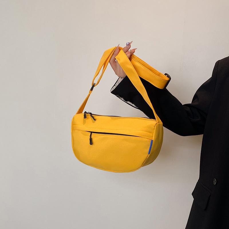 Casual Messenger Bag Trendy New Versatile Portable Lightweight One Shoulder Armpit Dumpling Tote Bag Women