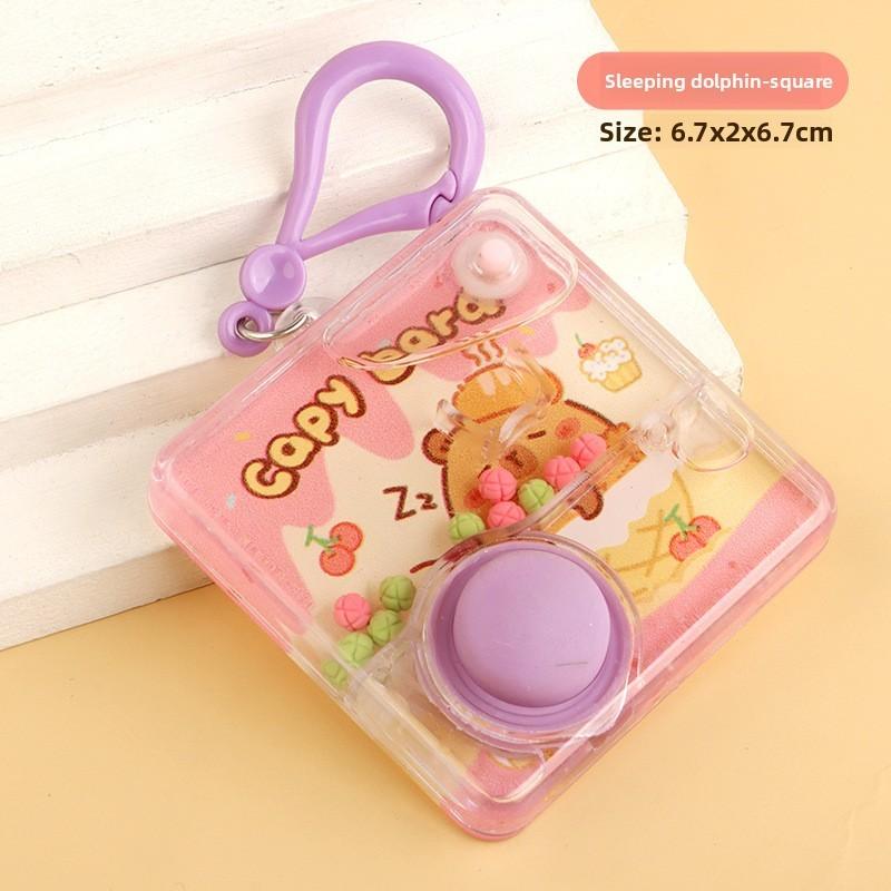 Capybara Schlüsselanhänger Cartoon mit Kunststoffbauweise für Kinderspielzimmer und Nutzung Geschenk