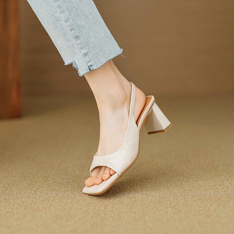 

Новые удобные женские босоножки с открытым носком, повседневные летние женские сандалии, однотонные, подошва из говяжьей жилы, большой размер, обувь, средний каблук, удобная, мягкая подошва 33