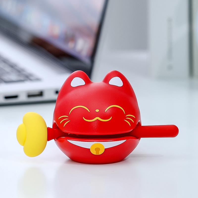 Cartoon Knock Knock Wooden Fish Ornament - Cute Granule Lucky Cat Decoration for Office