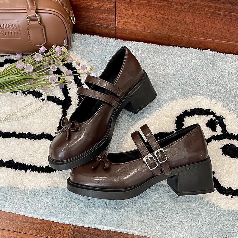 Mary Jane shoes summer 22 beautiful temperament low heel small leather shoes with skirt one word buckle belt shallow mouth single shoes