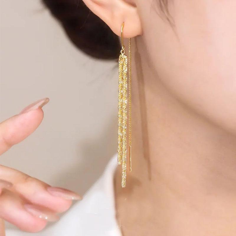 "Starry Tassel Earrings: Unique, Sparkling, Versatile Design"
