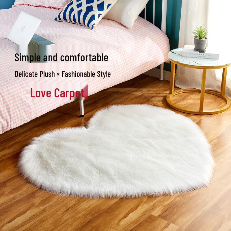 Heart-Shaped Long Pile Plush Carpet for Bedroom or Living Room
