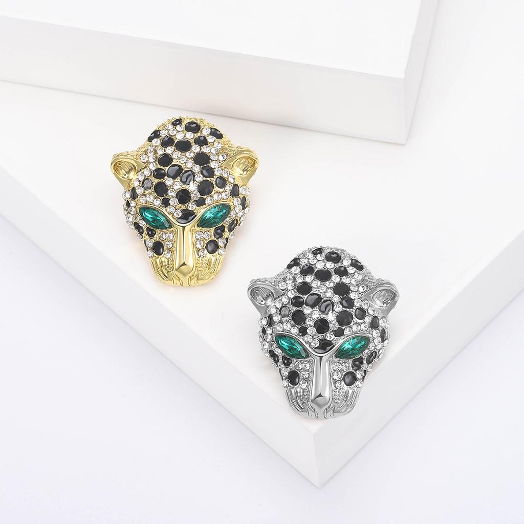 Rhinestone Tiger Head Brooches for Women Unisex Pearl Bear Pins Wolf Lapel Pins Banquet Party Backpack Gifts Jewelry Accessories