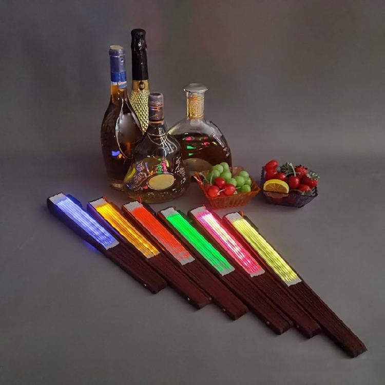 Kreatywny migający wentylator ręczny LED Dekoracje na Halloween Składany wentylator LED świecący