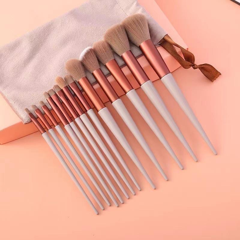 Custom Private Label Green 13-Piece Professional Face Makeup Brush Set with Angular Blush and Soft Bristles