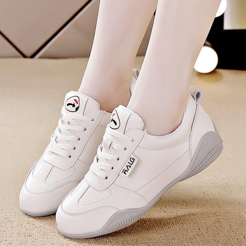 Women's Spring All-match Lightweight Soft-soled Casual Running Shoes